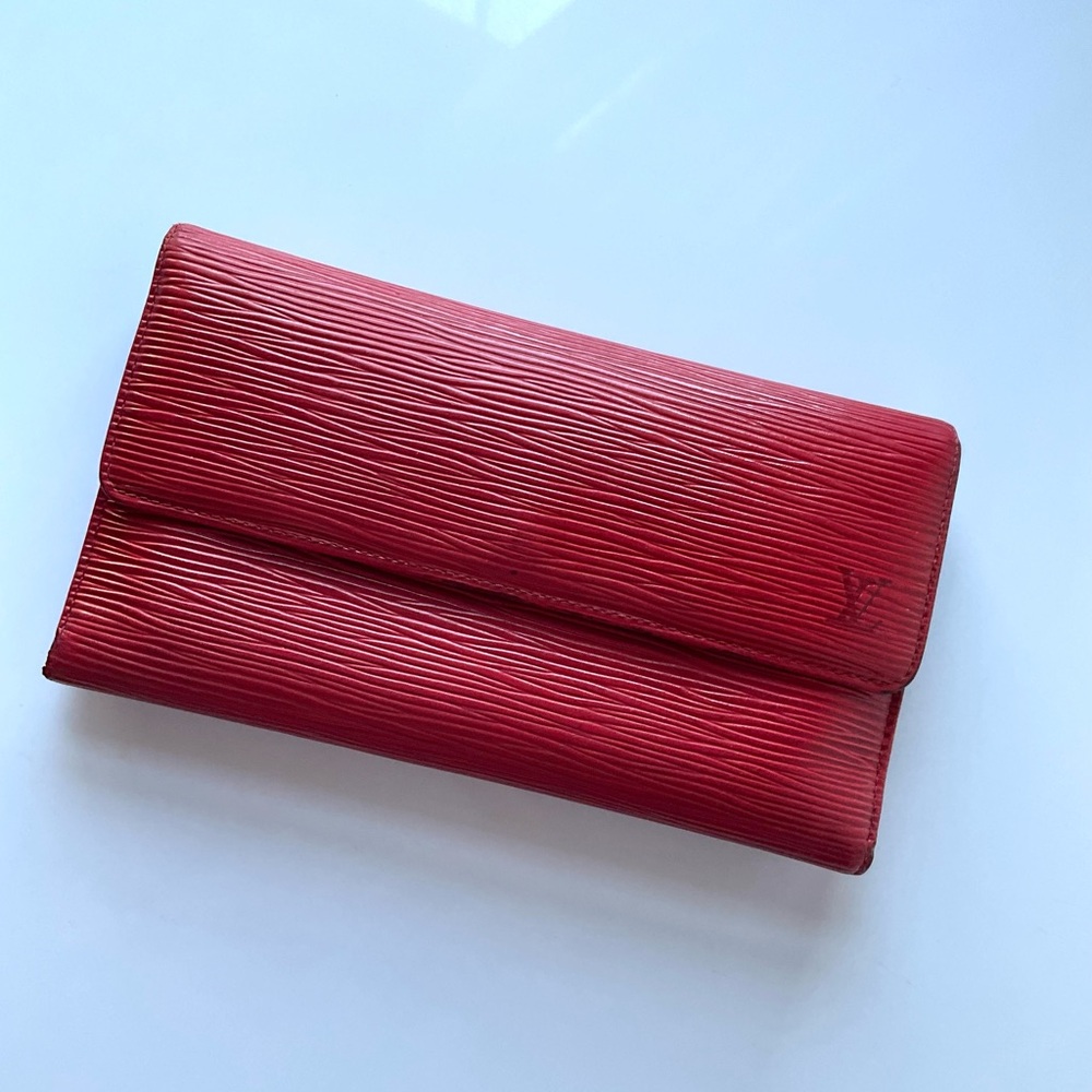 Louis Vuitton Red  Epi Women's Wallet